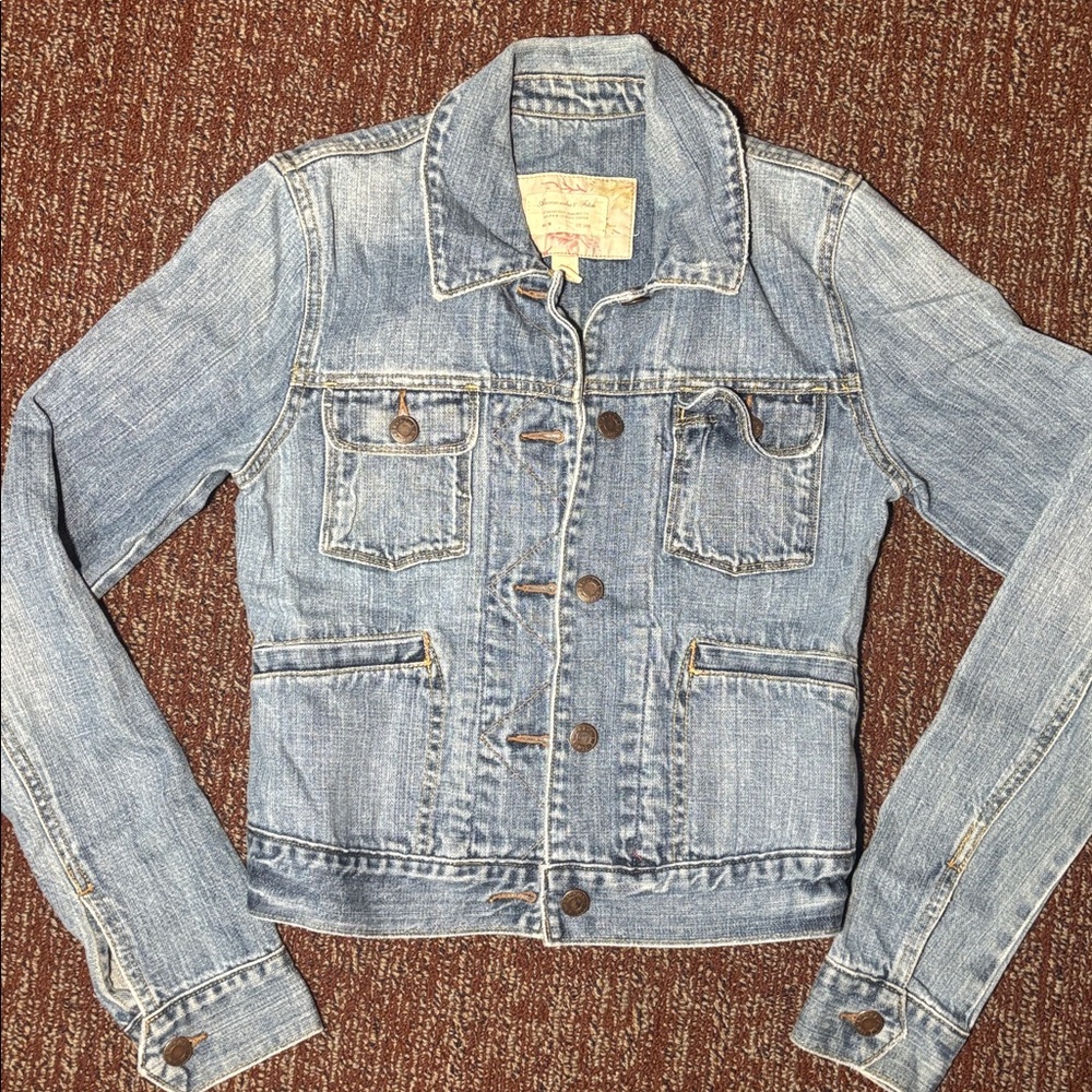 Vintage Abercrombie & Fitch Blue Jean Jacket y2k 90’s fitted light wash preppy